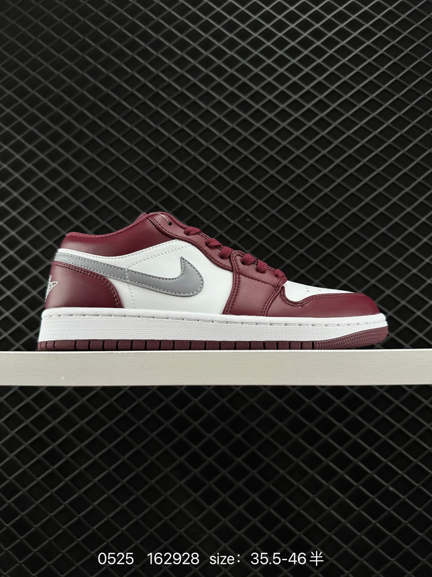 Air Jordan 1 Low AJ1